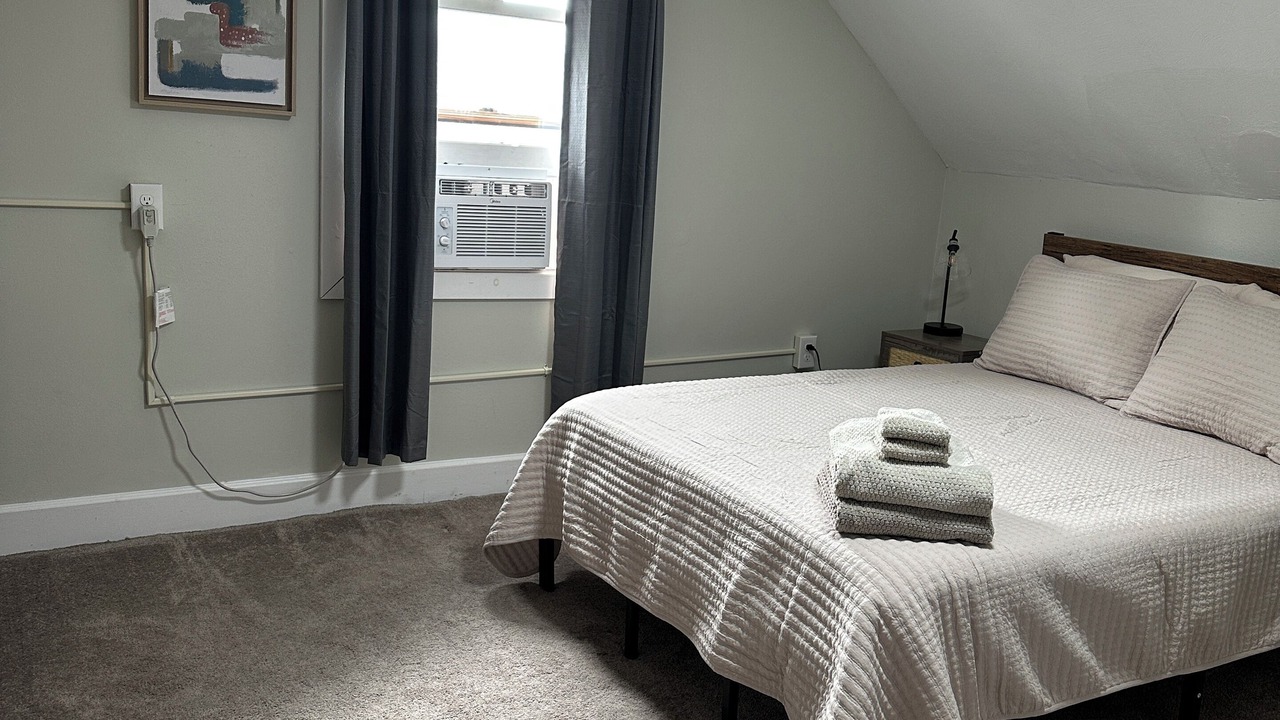 Photo of Bedroom in Cortland