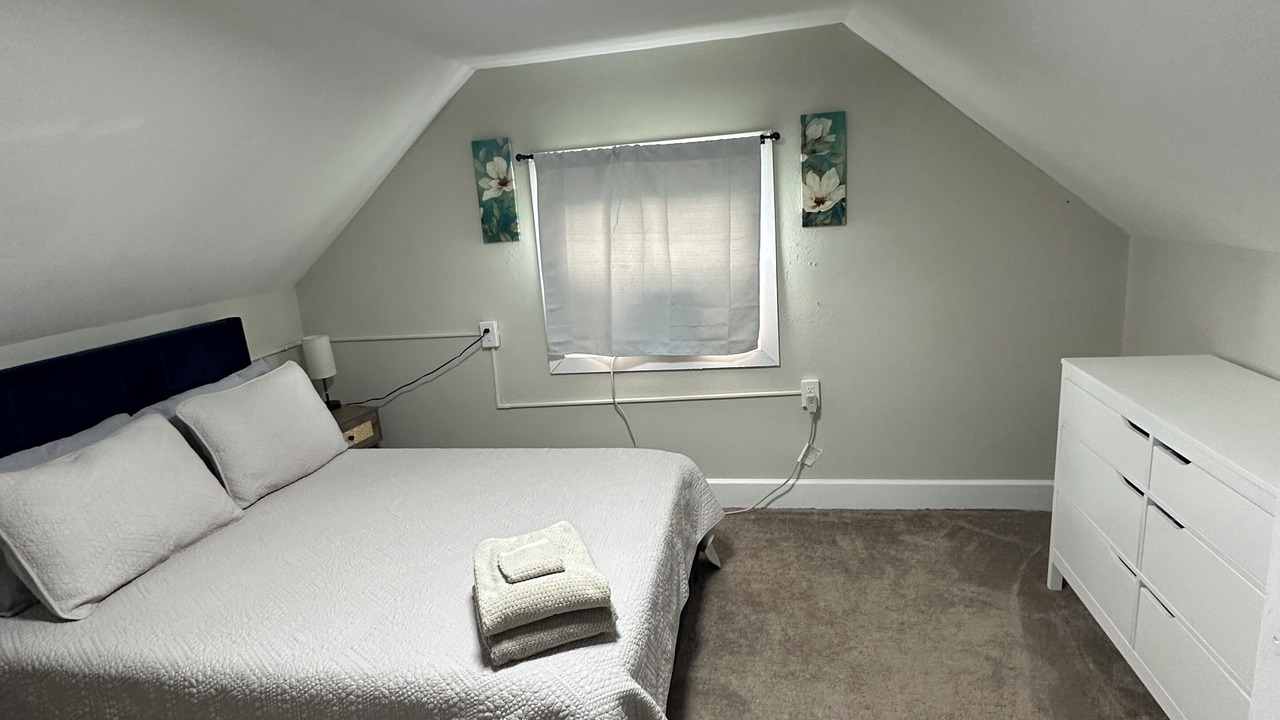 Photo of Bedroom in Cortland