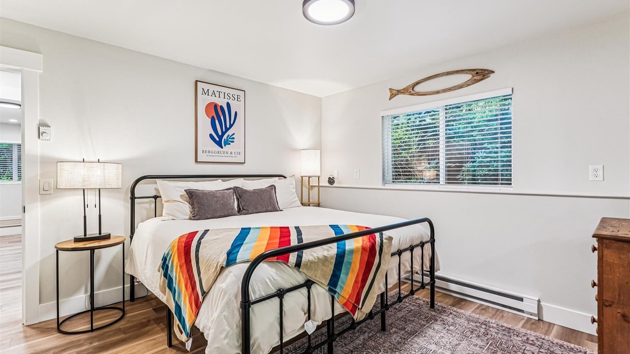 Photo of Bedroom in Arch Cape