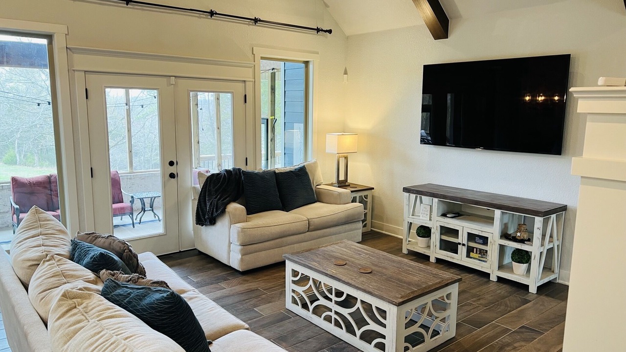 Photo of Livingroom in Rogers