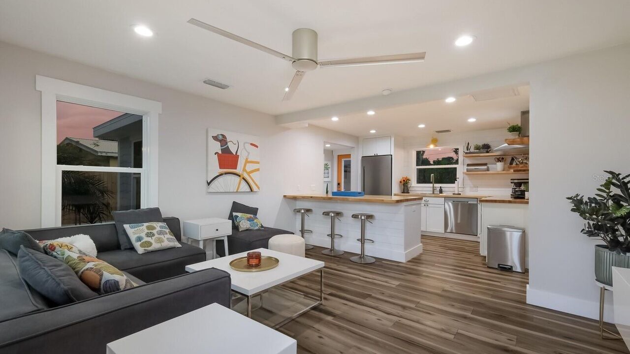 Photo of Livingroom in Laurel