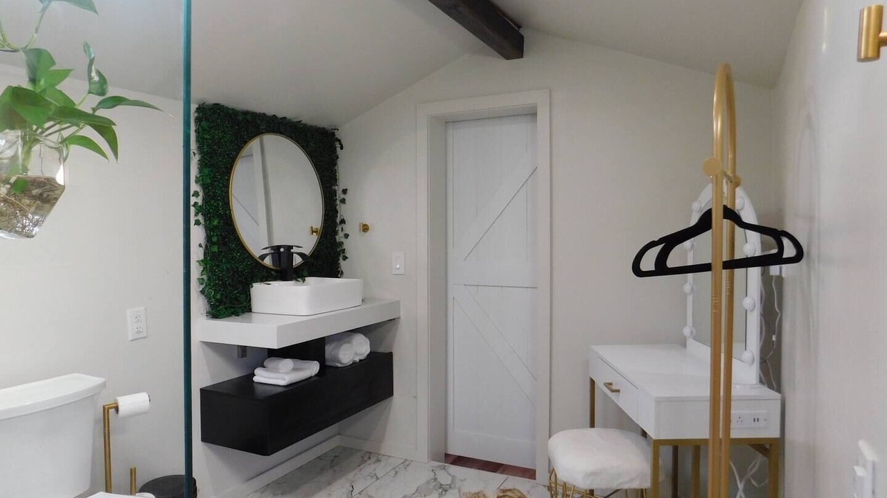 Photo of Bathroom in Helm Farm