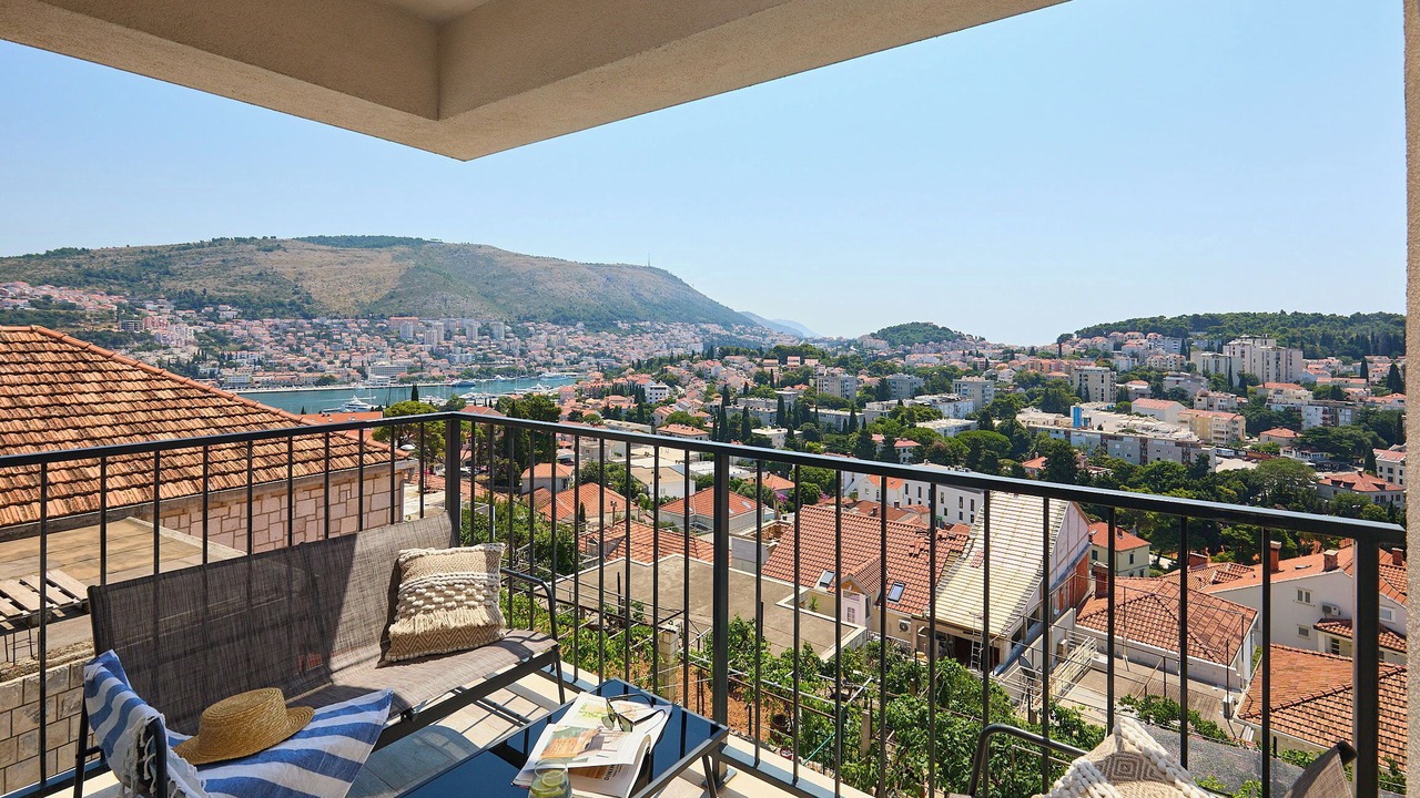 Photo of Patio Balcony in Babin Kuk