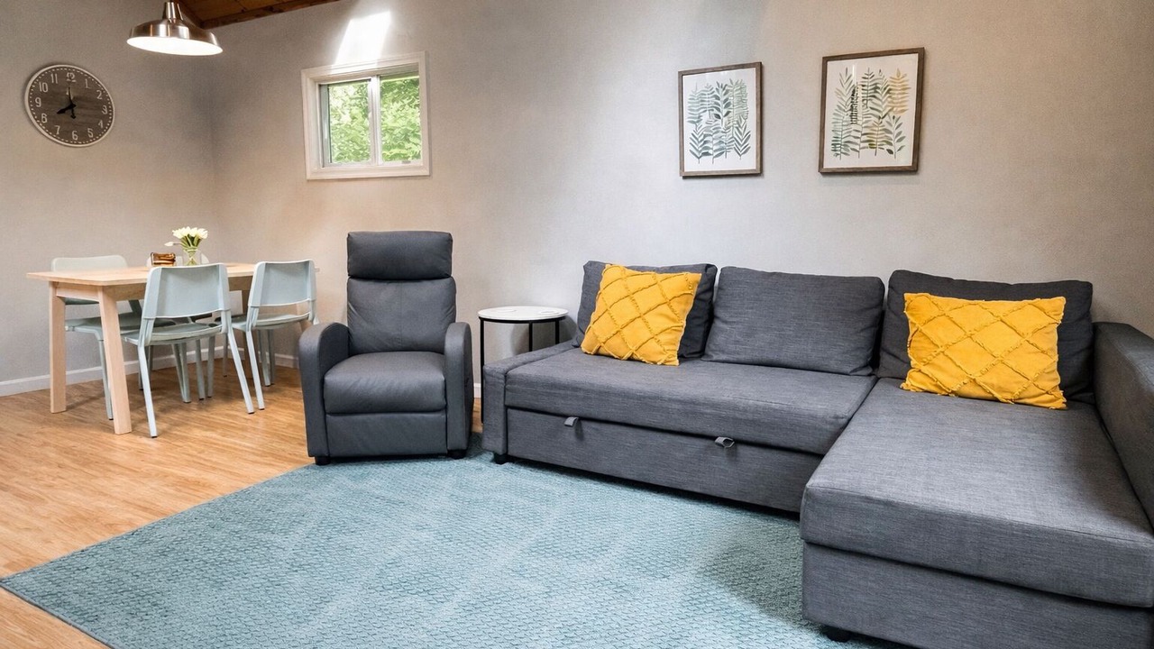 Photo of Livingroom in Ashville