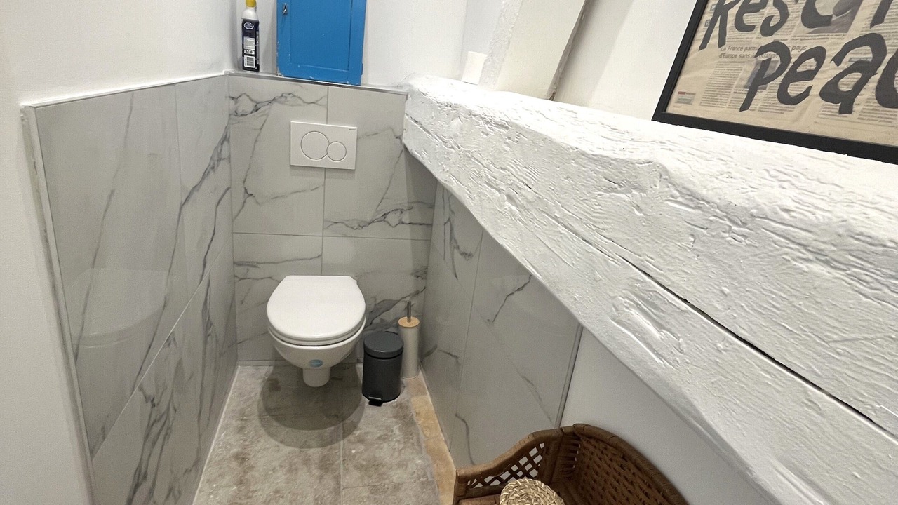 Photo of Bathroom in Comedie