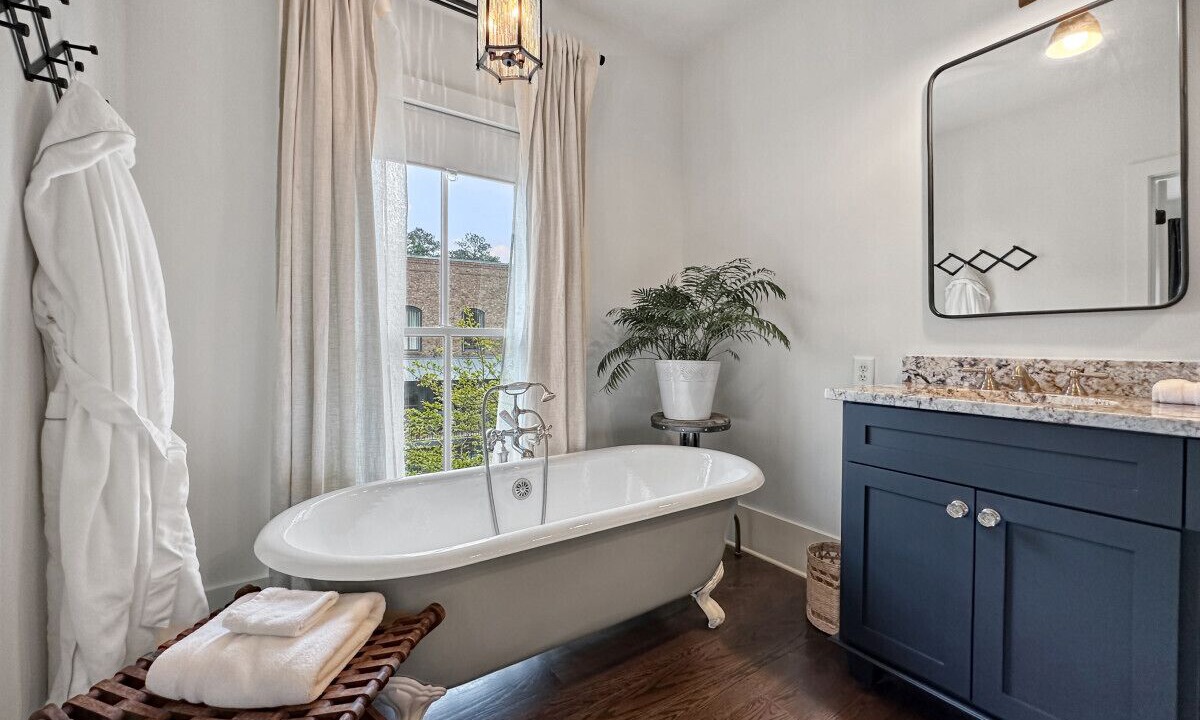 Photo of Bathroom in Chattahoochee Hills