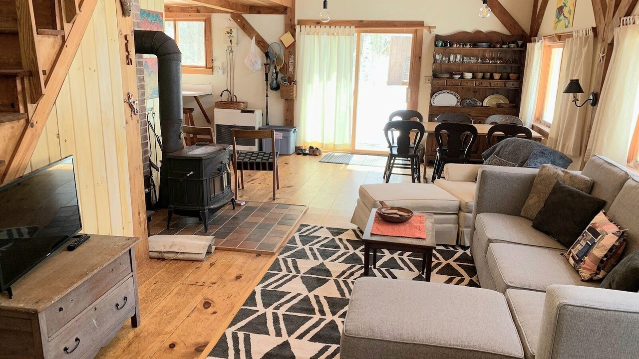 Photo of Livingroom in Alstead