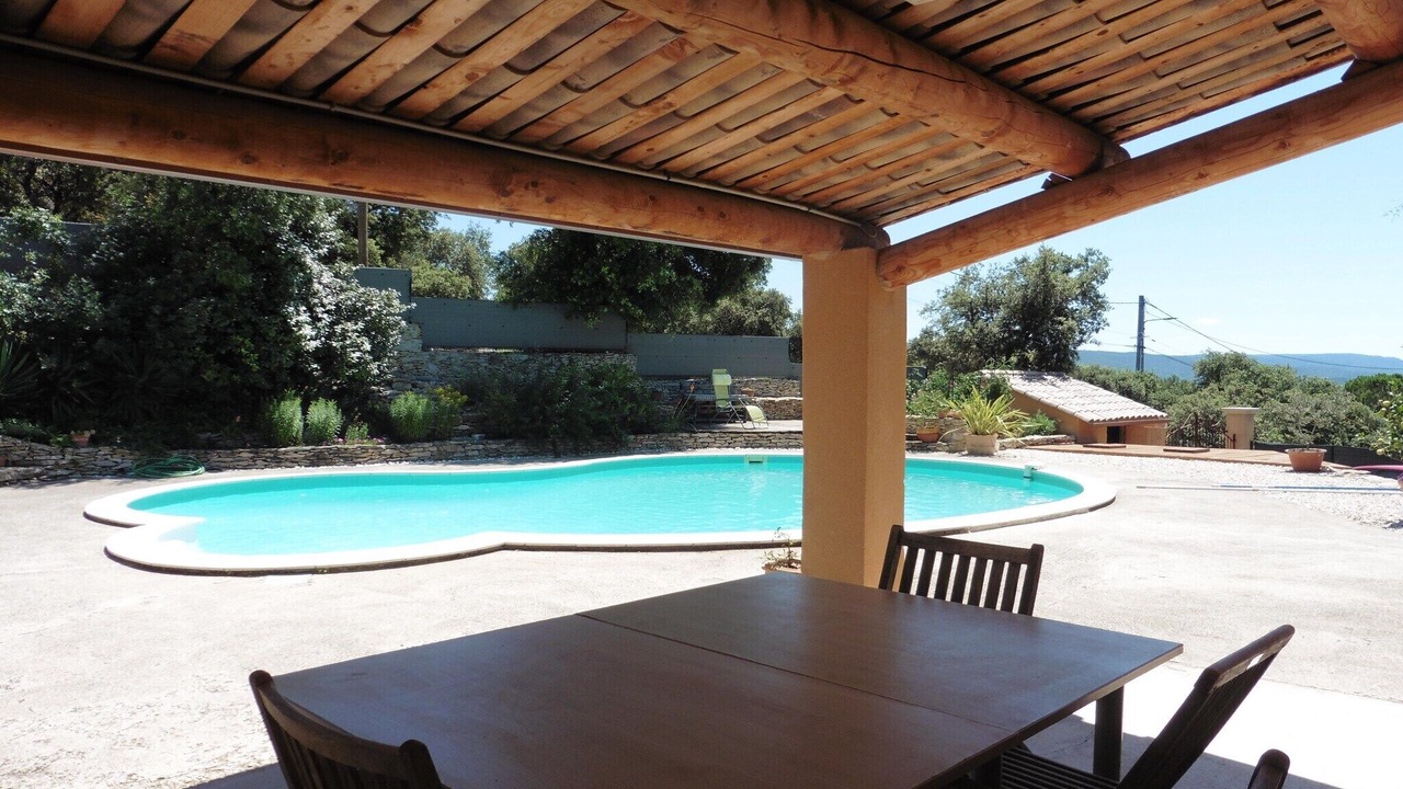 Photo of Patio Balcony in Villes-sur-Auzon