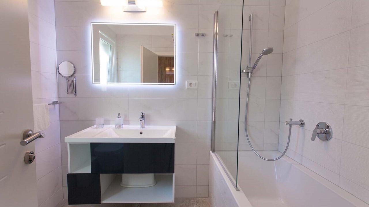 Photo of Bathroom in Risika