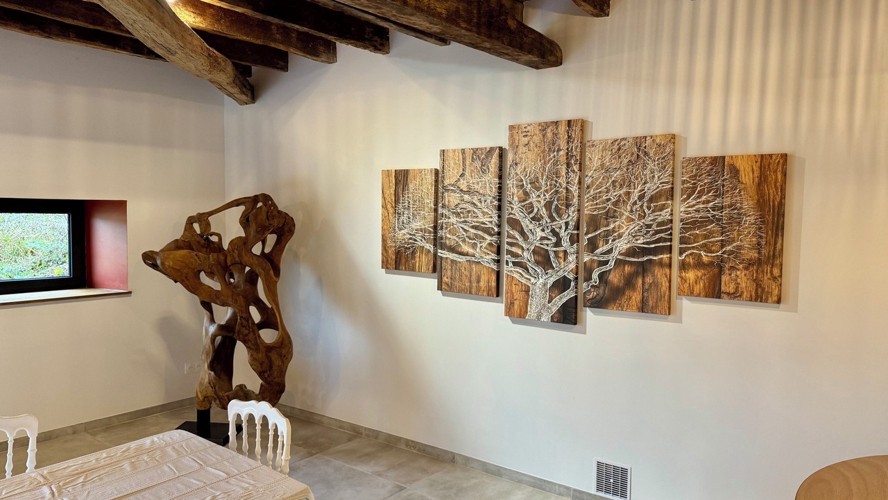 Photo of Others in Lachy