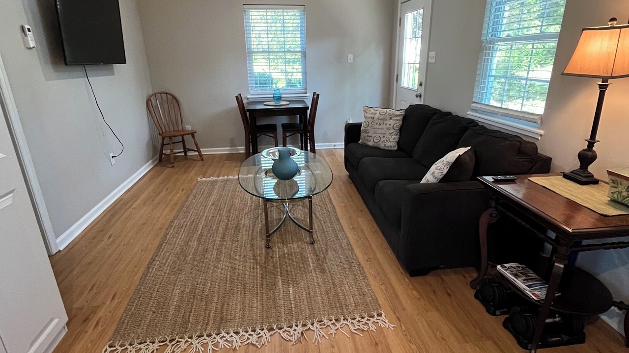 Photo of Livingroom in West Trenton