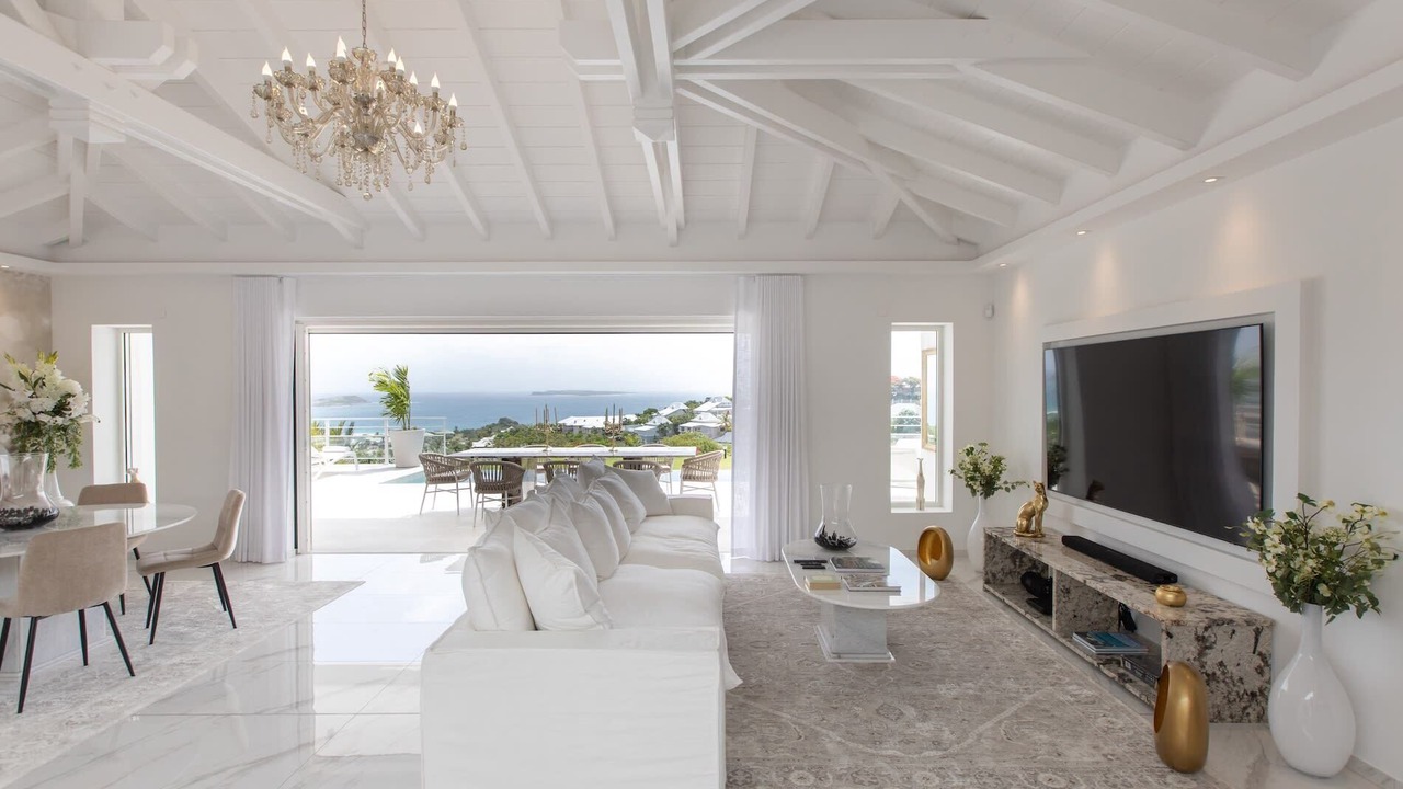 Photo of Livingroom in Orient Bay