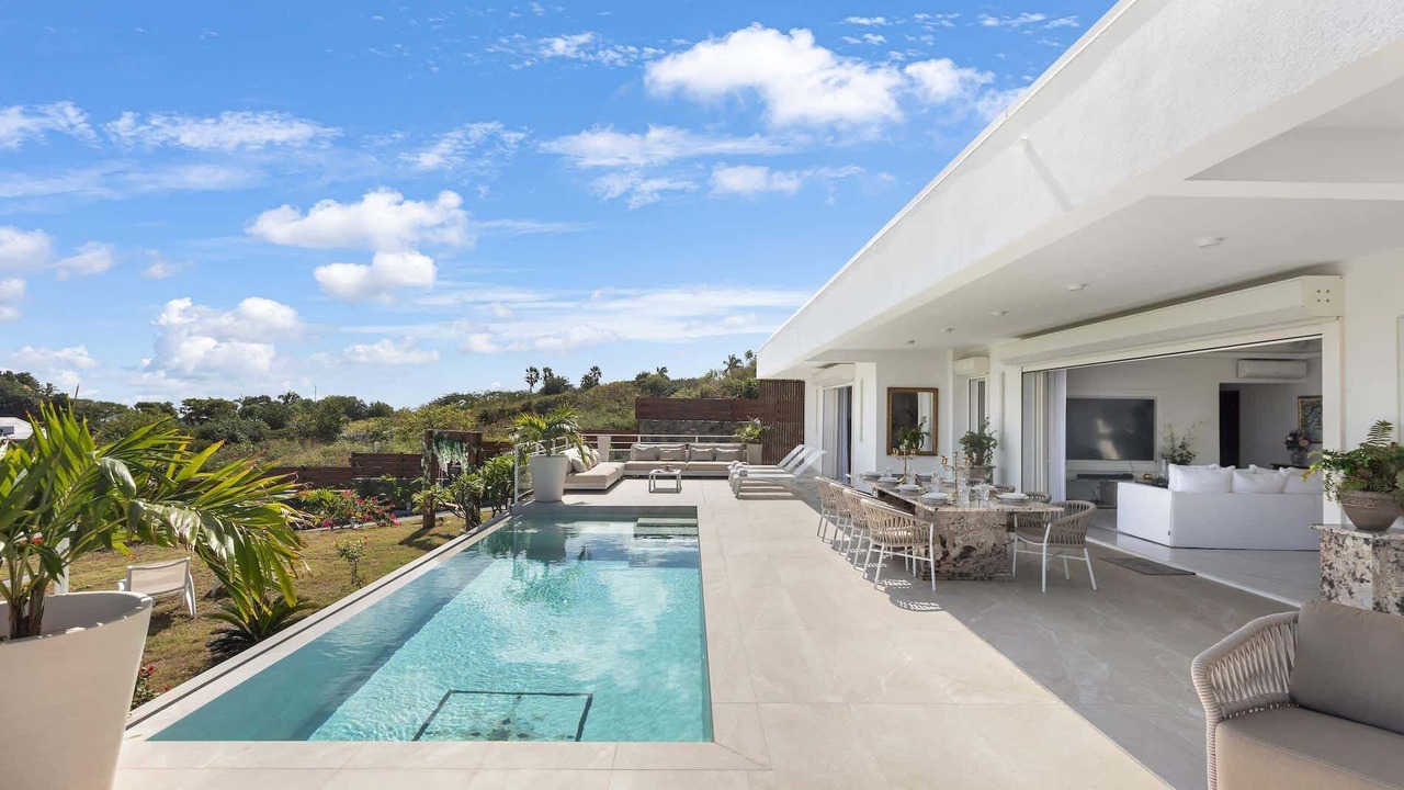 Photo of Outdoor in Orient Bay