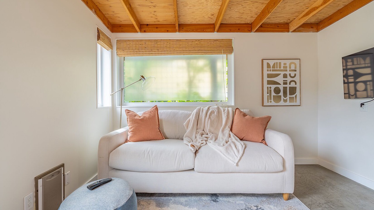 Photo of Livingroom in Capitol Hill