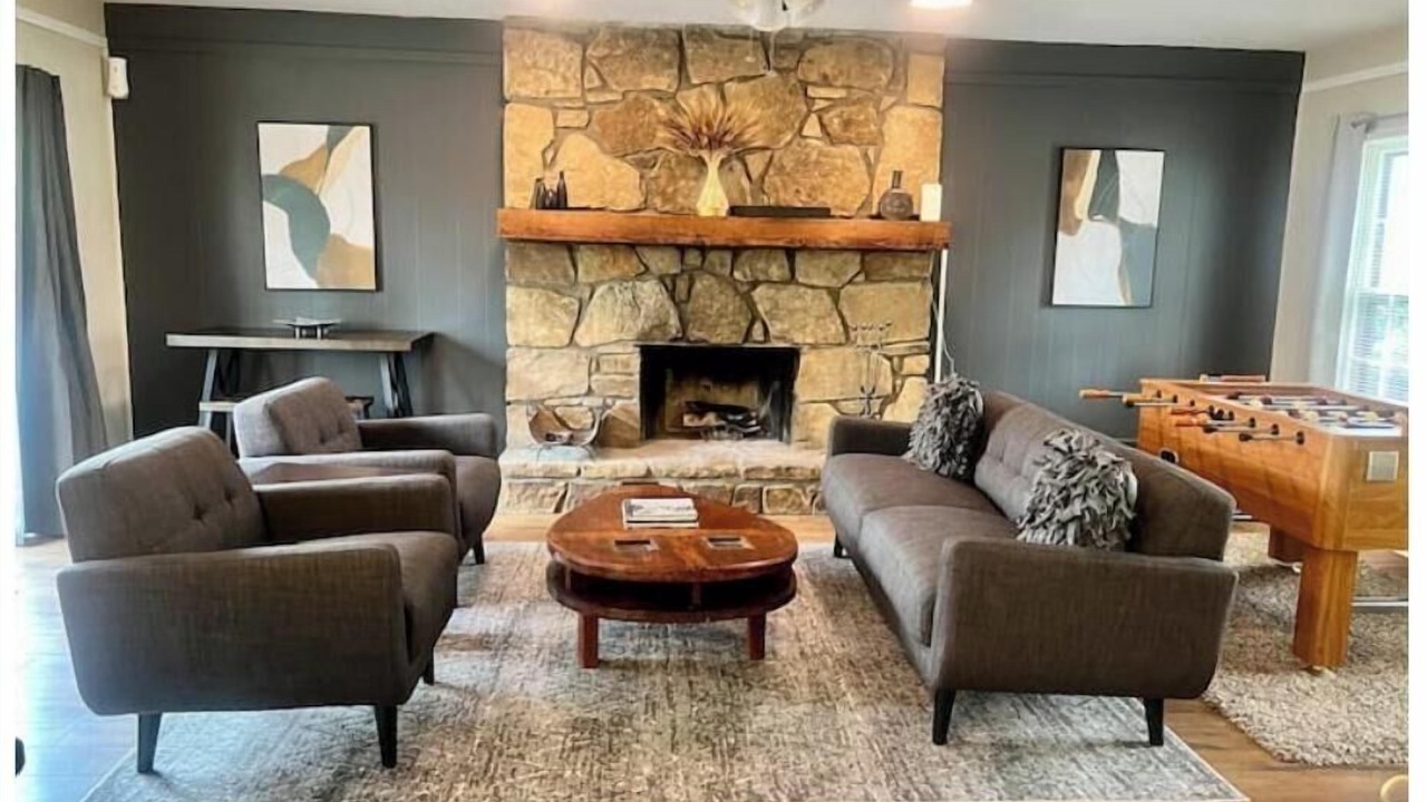 Photo of Livingroom in Marietta