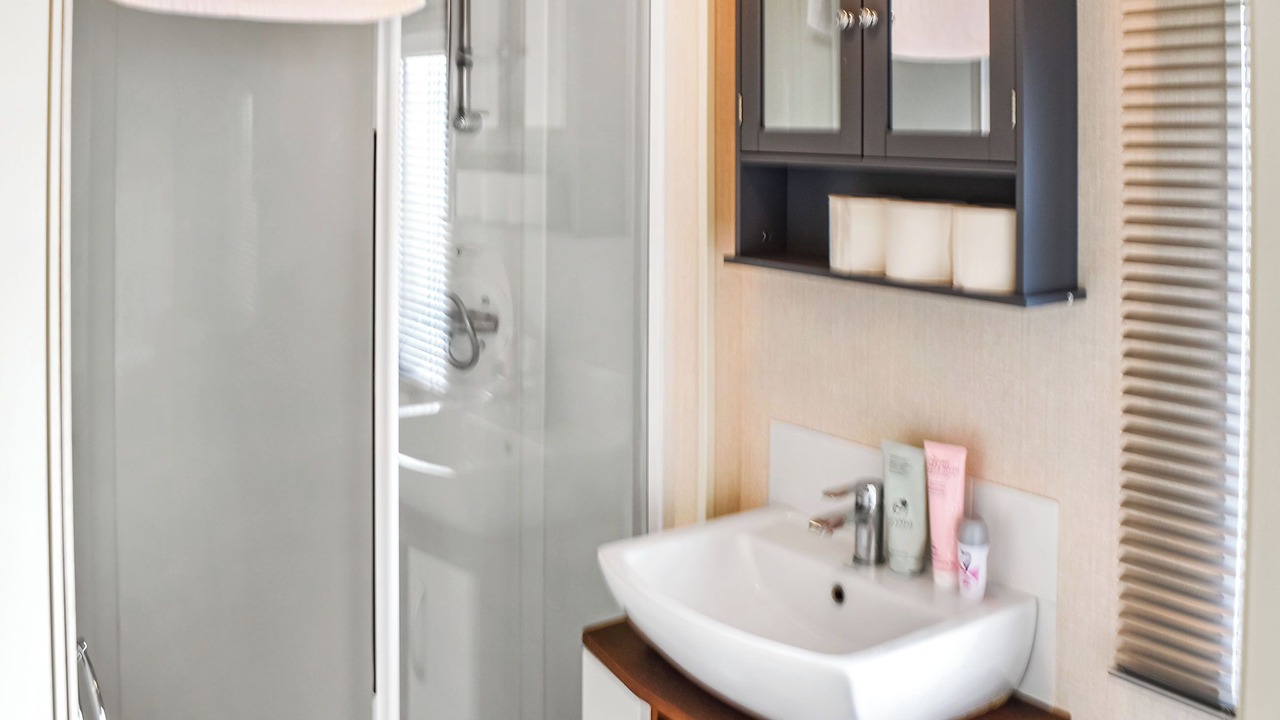 Photo of Bathroom in Swalecliffe