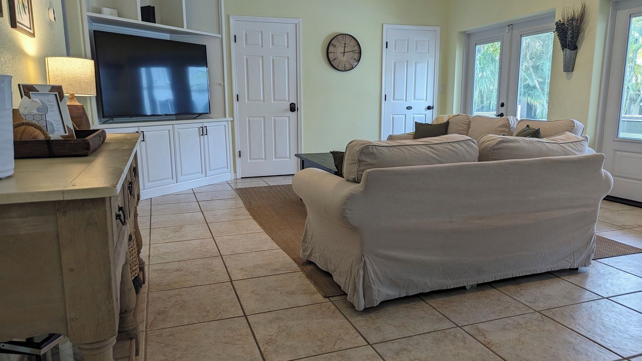Photo of Livingroom in Cocoa