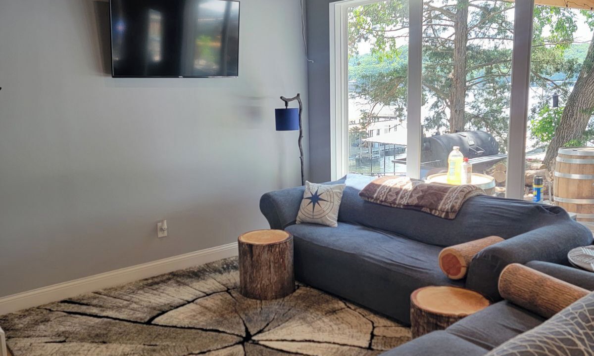 Photo of Livingroom in Rocky Mount