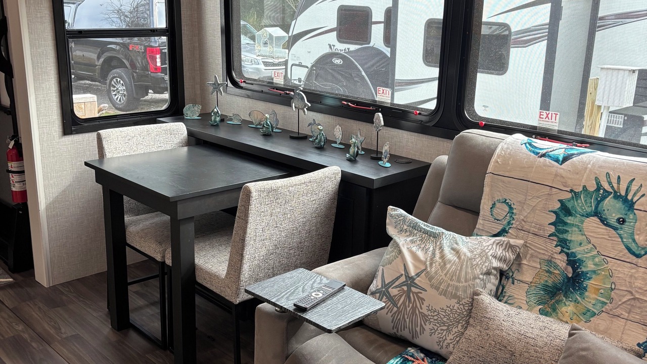 Photo of Livingroom in Florida Panhandle