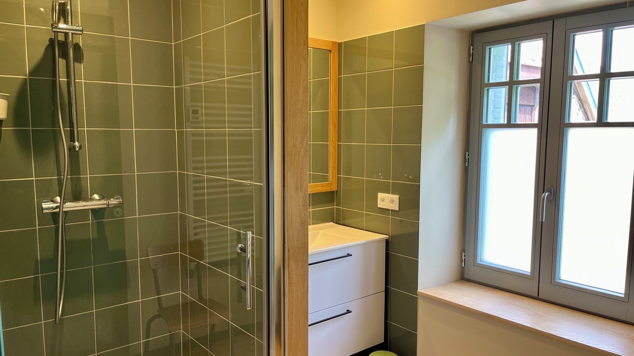 Photo of Bathroom in Jassat