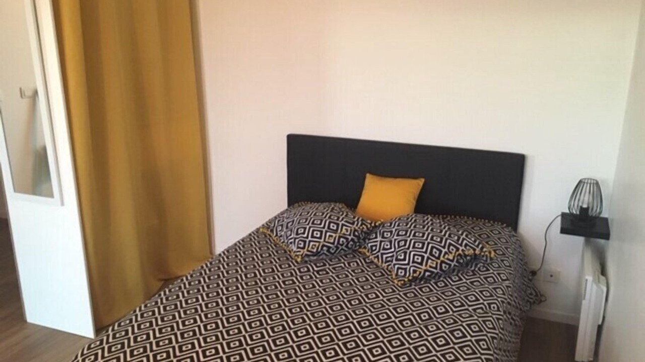 Photo of Bedroom in La Suze-sur-Sarthe