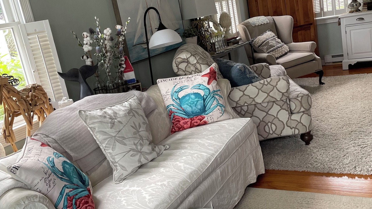 Photo of Livingroom in Mystic