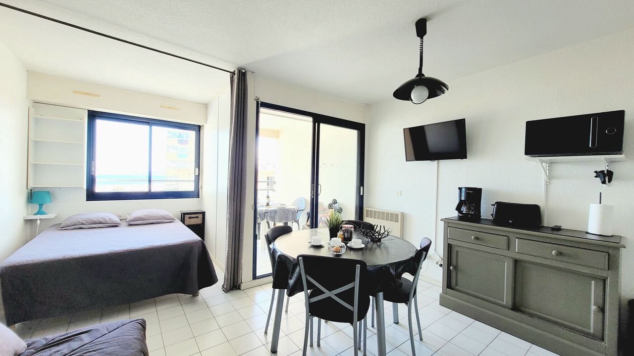 Photo of Bedroom in Mediterranee