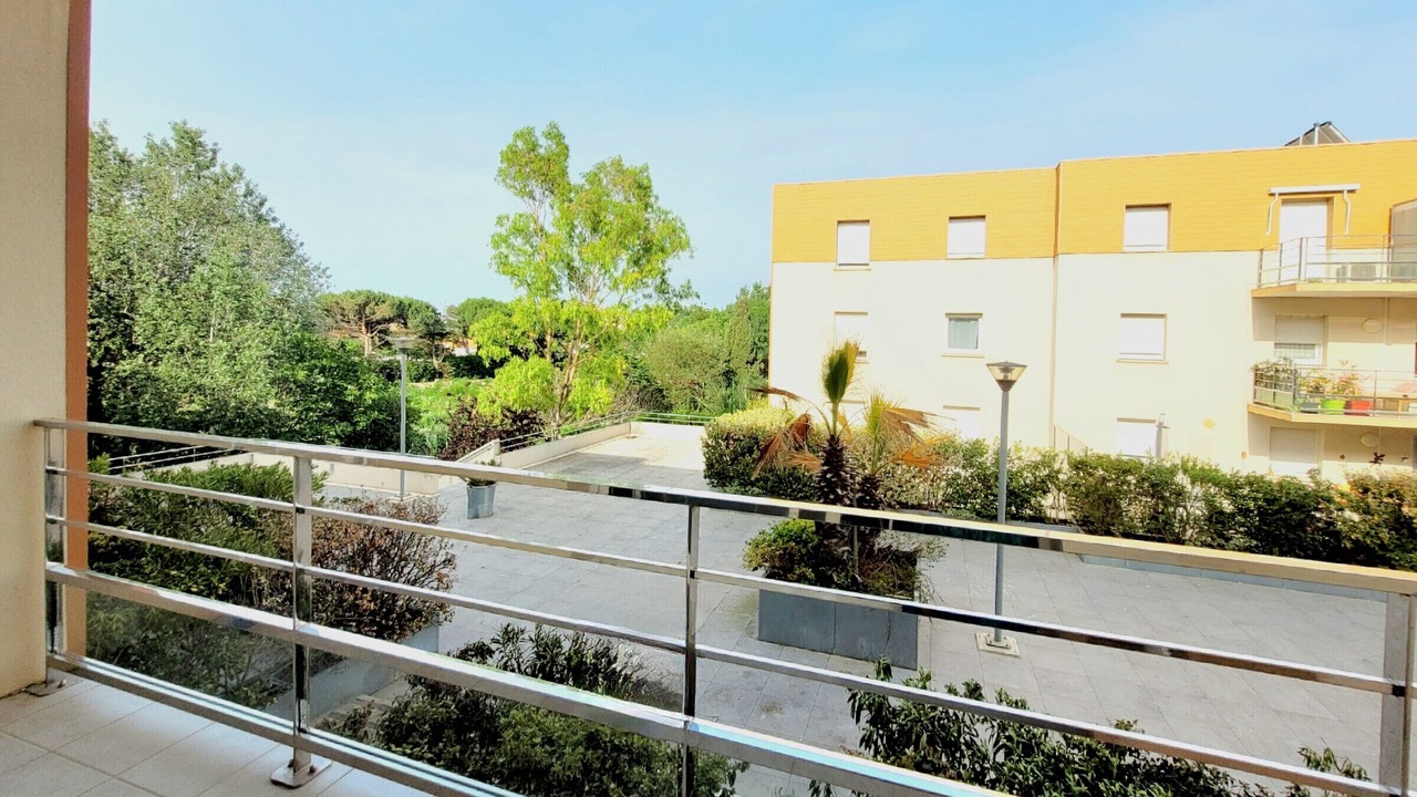 Photo of Outdoor in La Jetee
