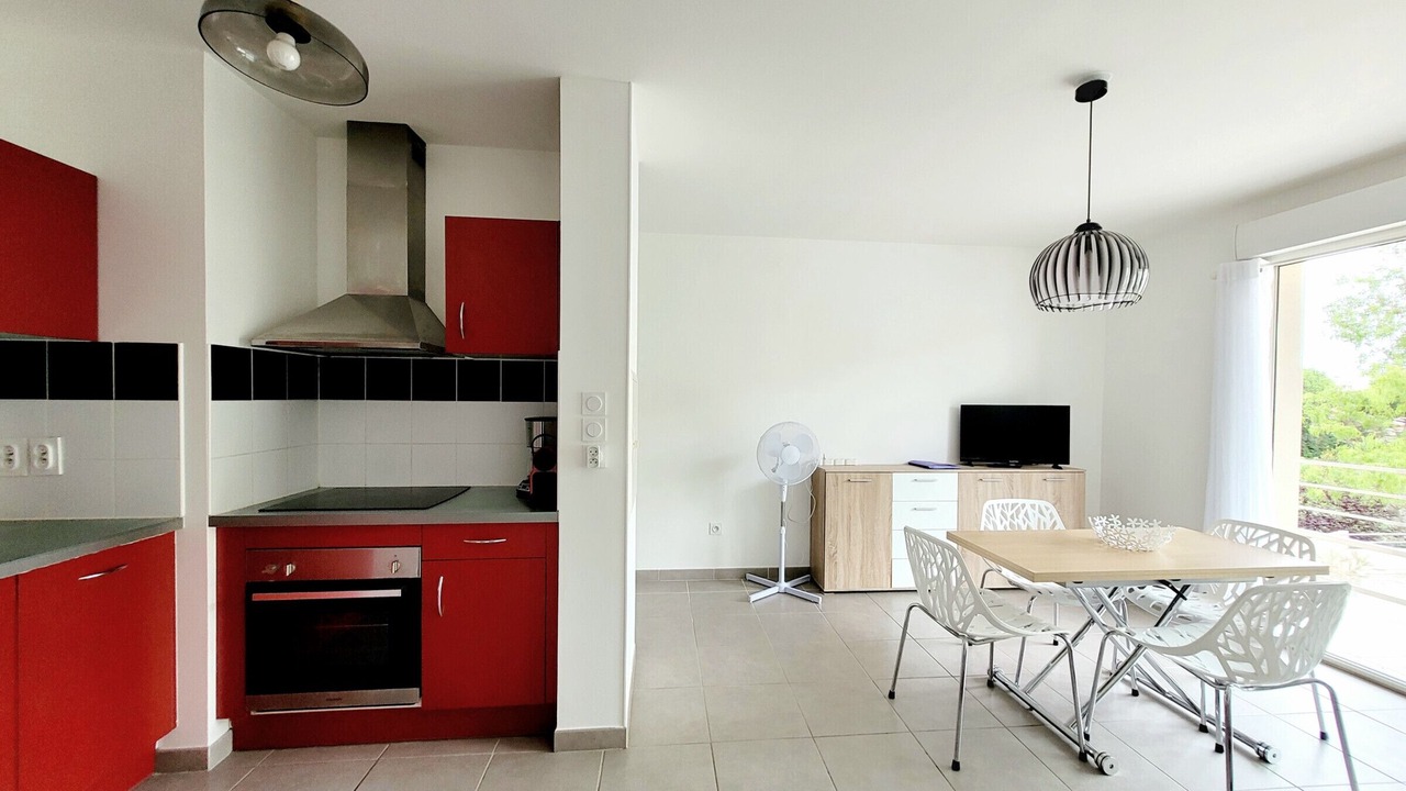 Photo of Kitchen in La Jetee