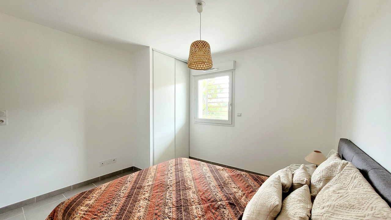 Photo of Bedroom in La Jetee