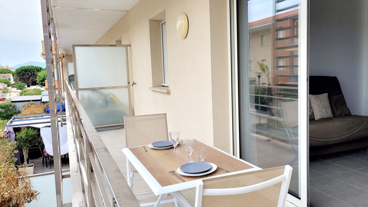 Photo of Outdoor in La Jetee