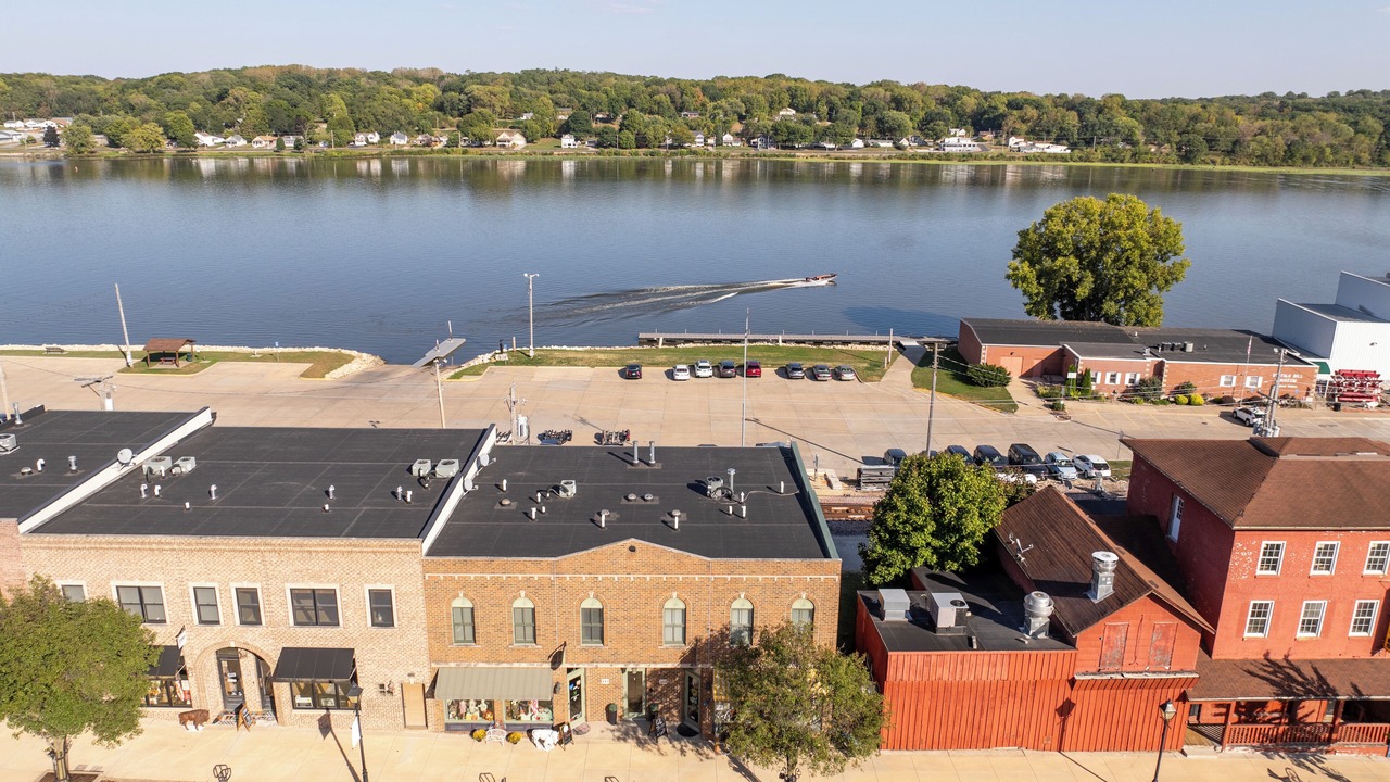 Photo of Outdoor in Le Claire