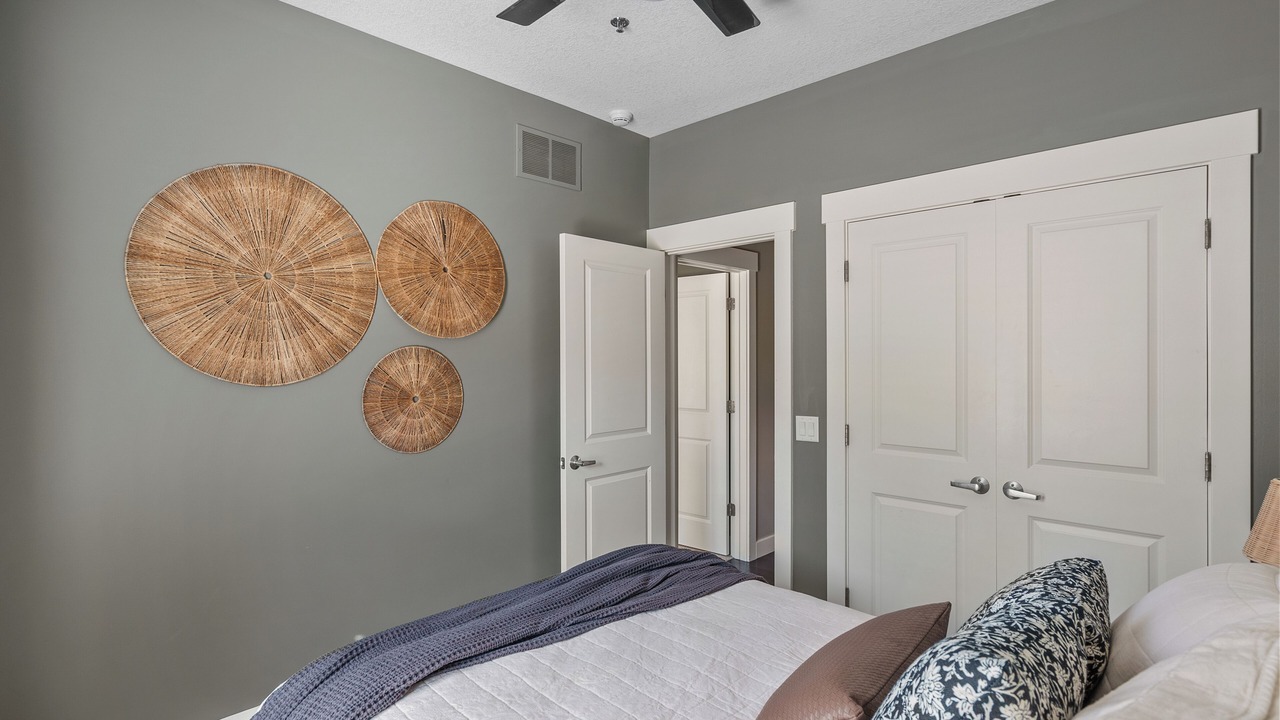 Photo of Bedroom in Le Claire