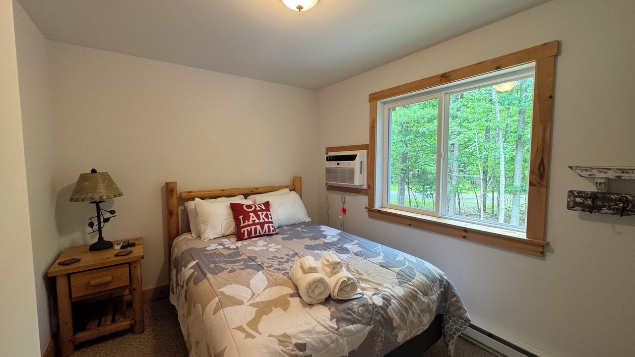 Photo of Bedroom in Lakeville