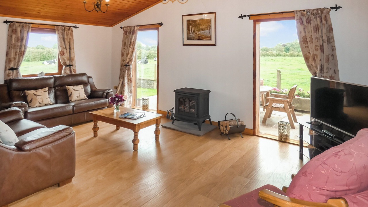 Photo of Others in Pilling