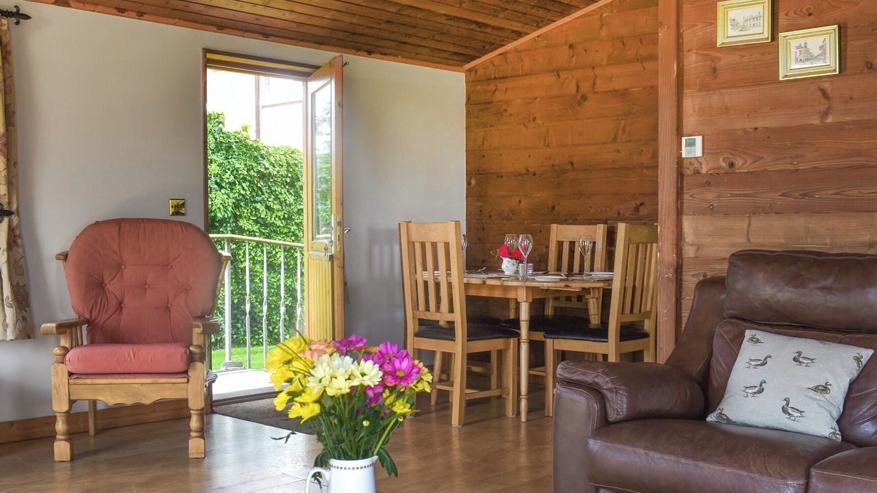 Photo of Others in Pilling