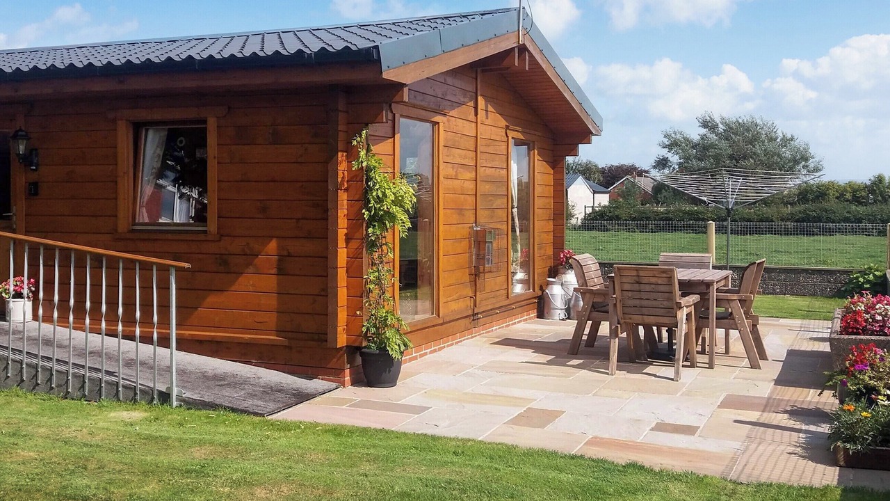 Photo of Others in Pilling