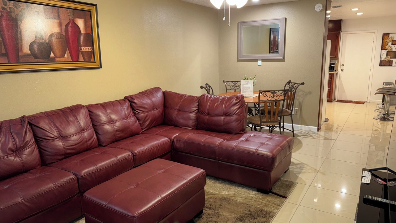 Photo of Livingroom in Southeast Houston