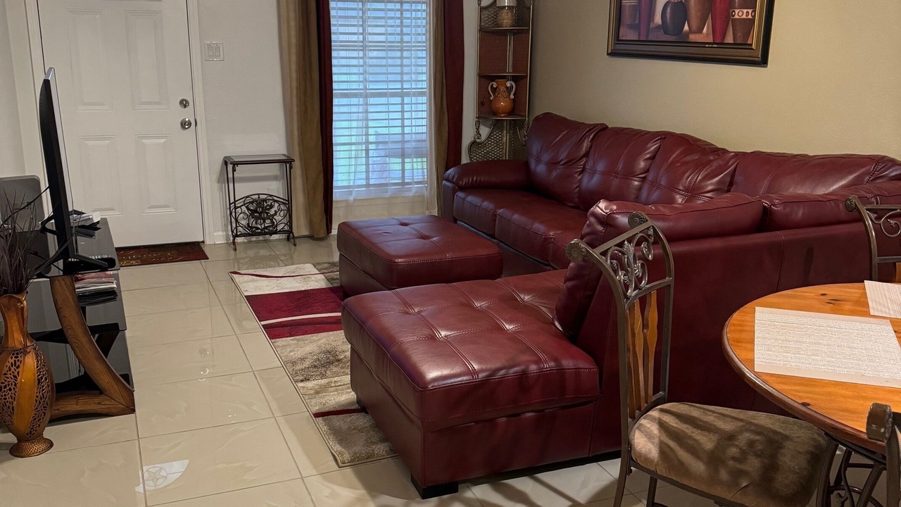 Photo of Livingroom in Southeast Houston
