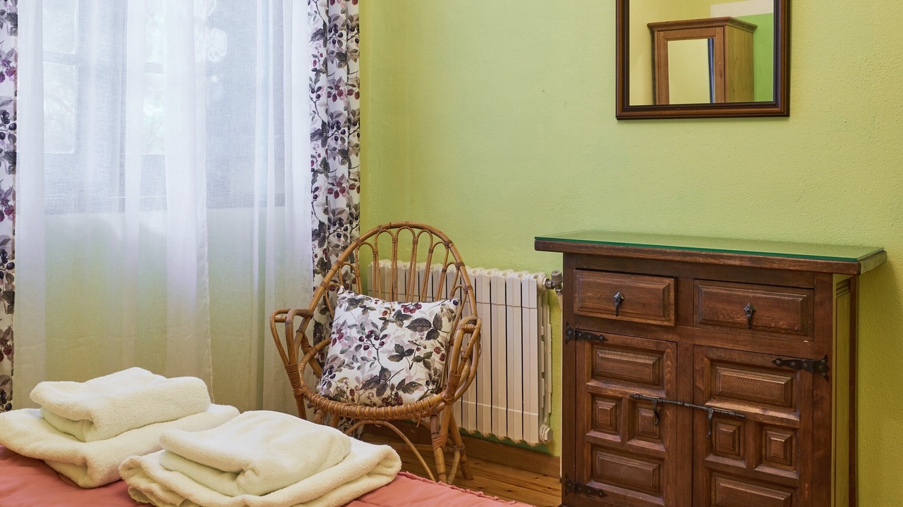 Photo of Bedroom in La Pola de Gordon