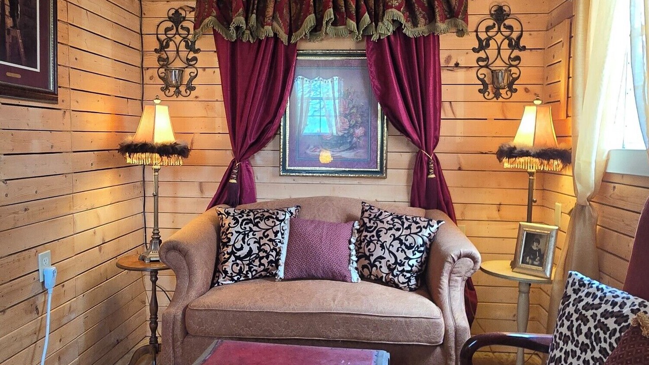 Photo of Livingroom in Morehead City