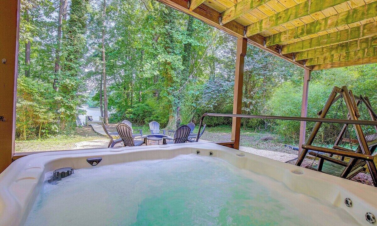 Photo of Outdoor in Chesapeake Ranch Estates-Drum Point