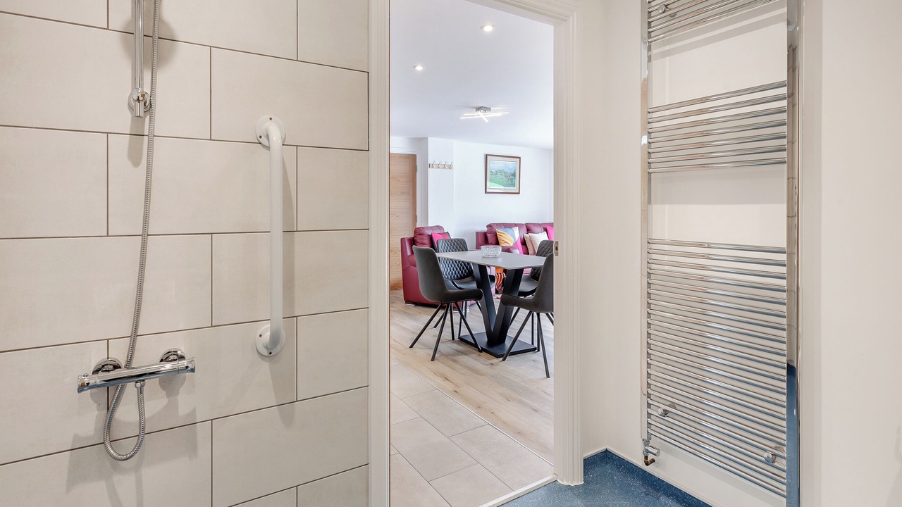 Photo of Bathroom in Lydney