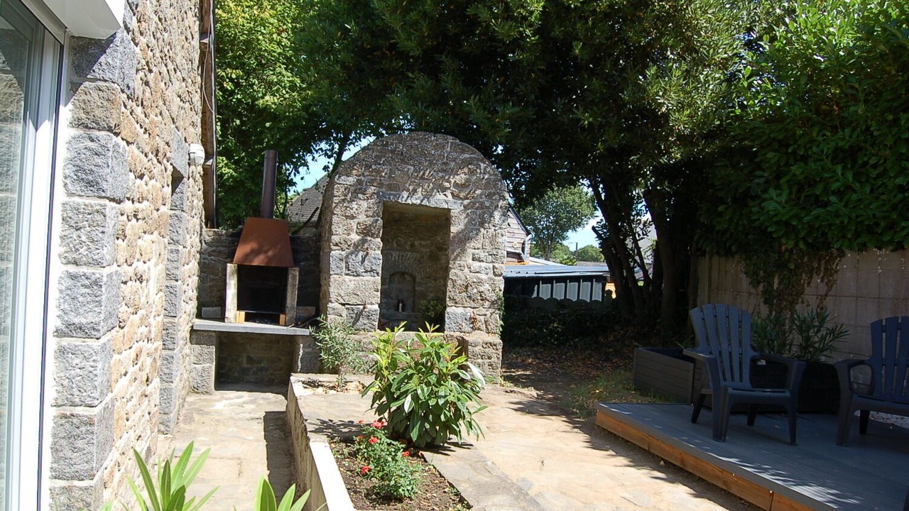 Photo of Patio Balcony in Le Tronchet