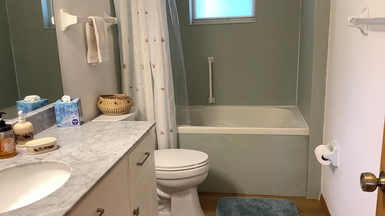 Photo of Bathroom in Fellowship