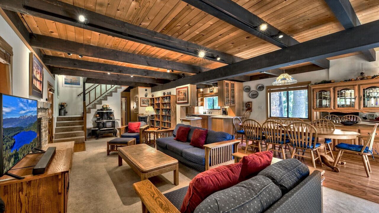 Photo of Livingroom in Homewood