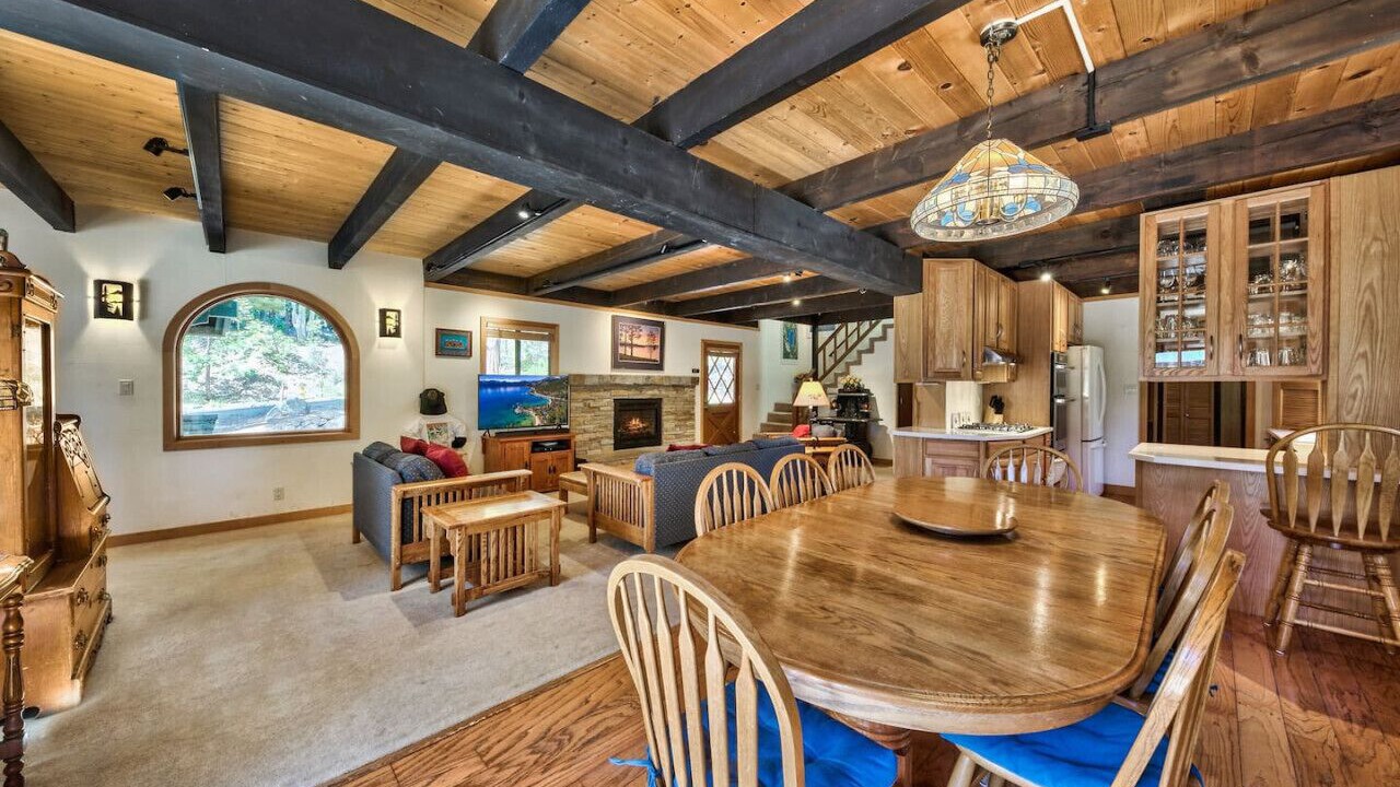 Photo of Livingroom in Homewood