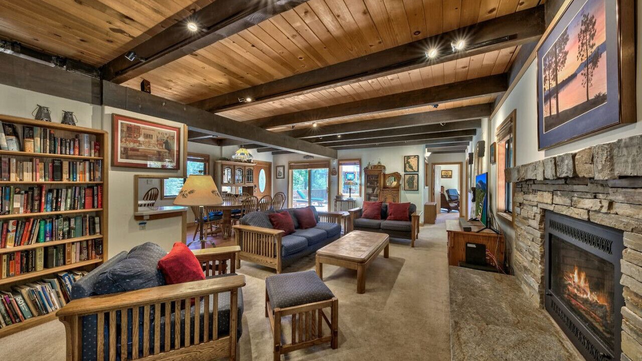 Photo of Livingroom in Homewood