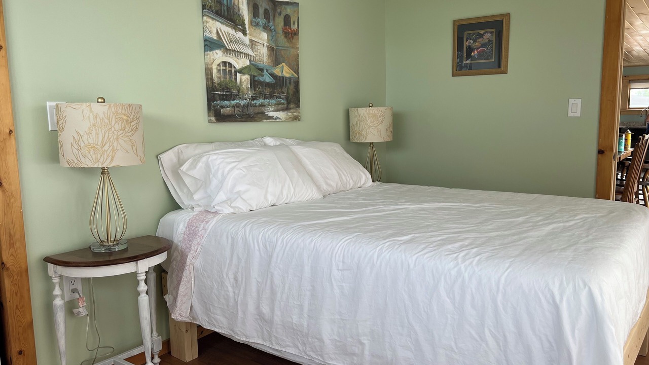 Photo of Bedroom in Sandy Creek