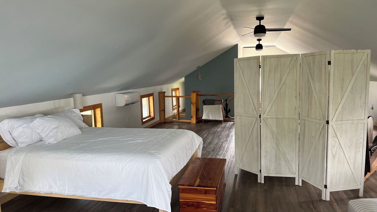 Photo of Bedroom in Sandy Creek